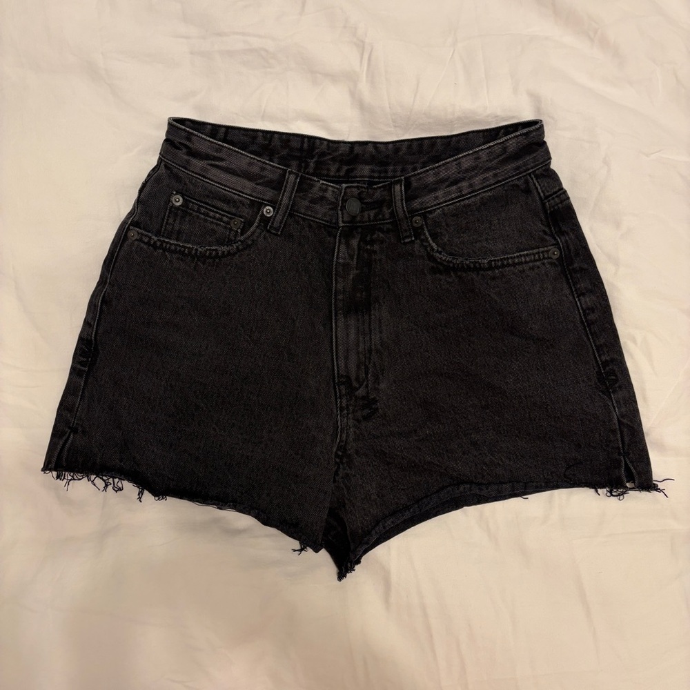 EUC KSUBI Rise N Hi High-Waist Cut-Off Denim Shorts Onyx 28 Black 001 Worn 2x
